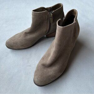 Blondo ~ Valli ~ Ankle Booties ~ Womens Size 8